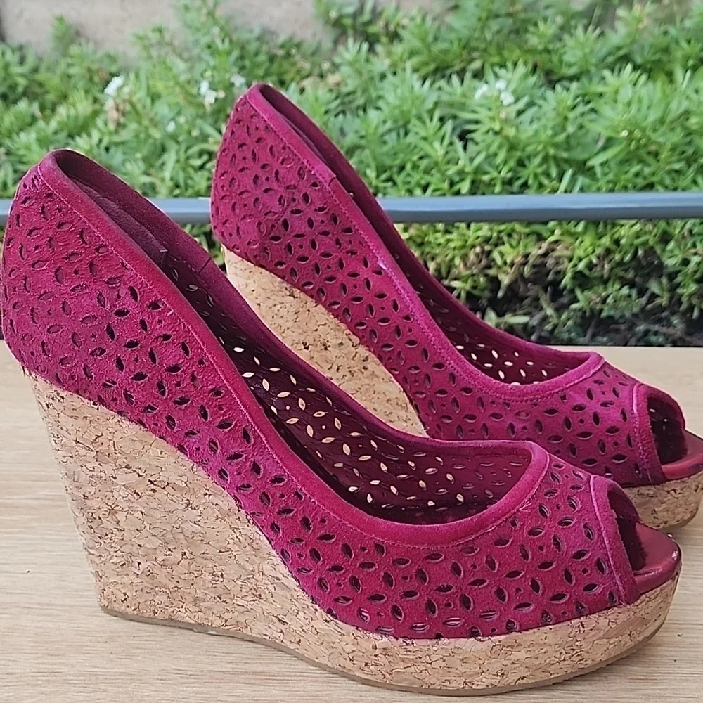 JIMMY CHOO 'PAPINA' BERRY WINE SUEDE CORK WEDGE Size 40